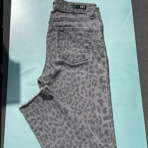 KUT Leopard 🐆 print grey denim ankle length jeans